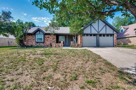 4228 Longleaf Lane, Fort Worth, TX 76137