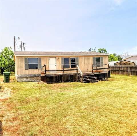 1125 Market Street, Tye, TX 79563