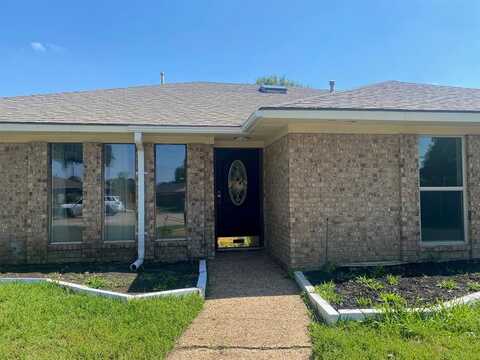 2433 Midnight Circle, Plano, TX 75093
