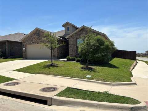 421 Roundstone Road, Fort Worth, TX 76052
