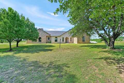 300 County Road 134, Gainesville, TX 76240