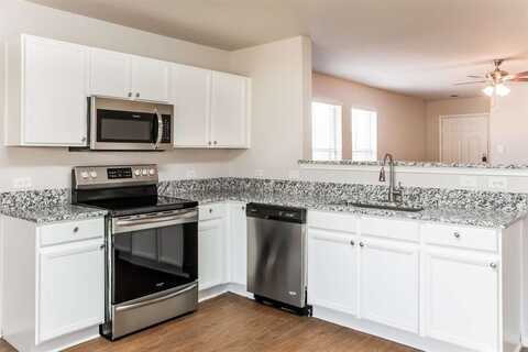 2700 Redwood Street, Royse City, TX 75189