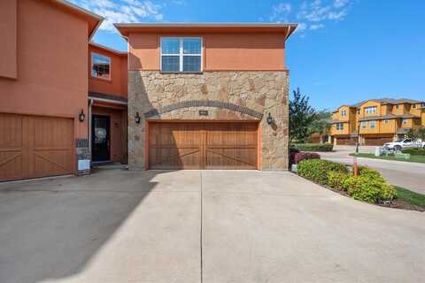 2685 Venice Drive, Grand Prairie, TX 75054
