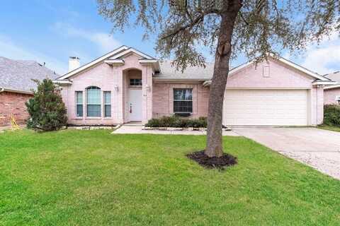 813 Dayspring Drive, Denton, TX 76210