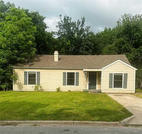 1706 N Ricketts Street, Sherman, TX 75092