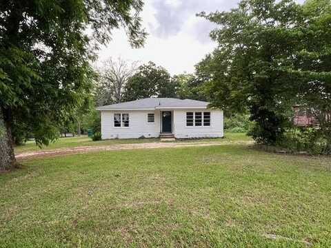 405 Walnut Street, Hughes Springs, TX 75656