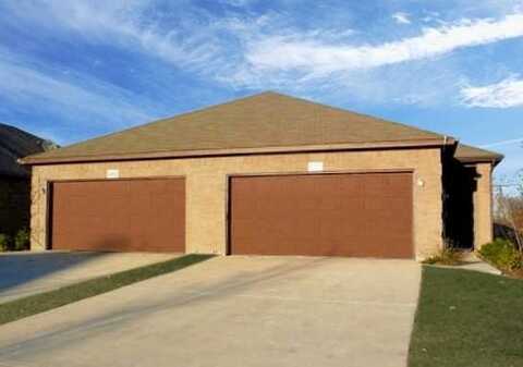 804 Walnut Street, Burleson, TX 76028