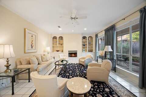 14624 Lakecrest Drive, Addison, TX 75001