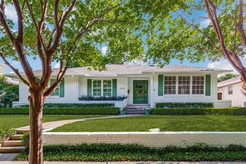6840 Carolyncrest Drive, Dallas, TX 75214