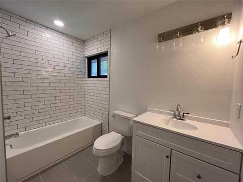 1213 W Belt Line Road, Richardson, TX 75080