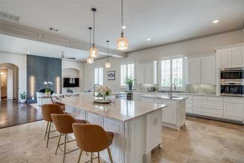 8402 Ridgelea Street, Dallas, TX 75209