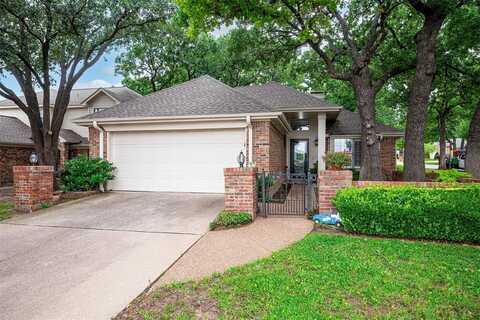 4728 Misty Oak Lane, Arlington, TX 76017
