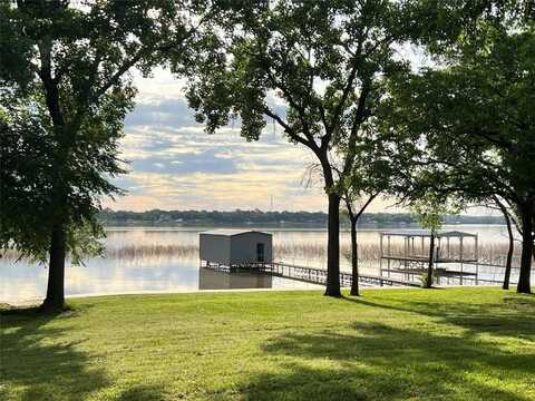 7342 Briar Road, Azle, TX 76020