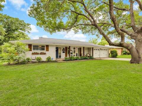 3605 Ashford Avenue, Fort Worth, TX 76133