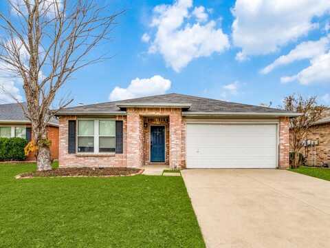 5600 Glenshee Drive, Fort Worth, TX 76135