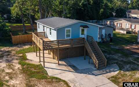 717 Fernando Street, Manteo, NC 27954