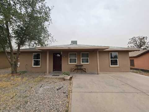 1102 Greenwood LN, Alamogordo, NM 88310