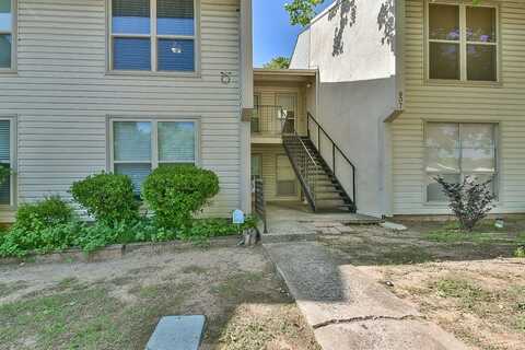 807 Cardinal Creek Boulevard, Norman, OK 73072
