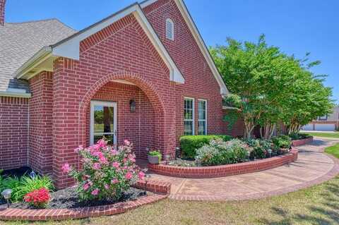 4601 Augusta Drive, Norman, OK 73072