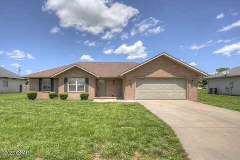 805 Remington Circle, Carl Junction, MO 64834