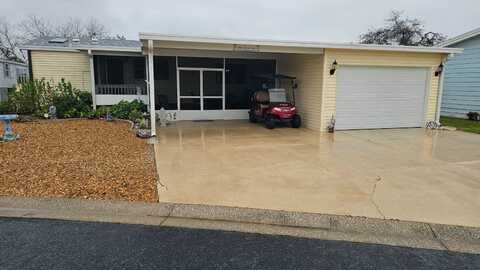 2106 Sawgrass, Ruskin, FL 33570