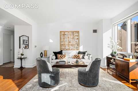 350 West 42nd Street, New York, NY 10036