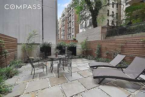 44 East End Avenue, New York, NY 10028