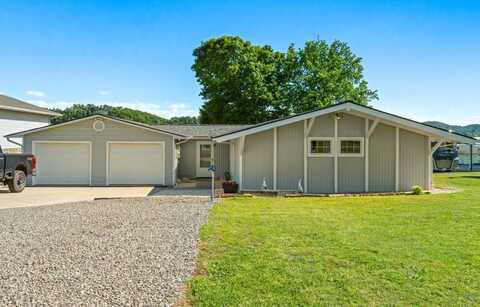 1648 Canal Lane, Dandridge, TN 37725