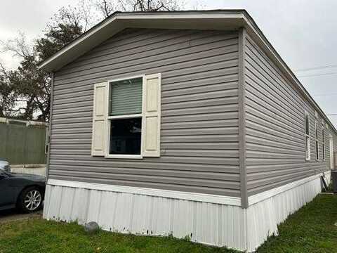 1600 Rosharon Rd., Alvin, TX 77511