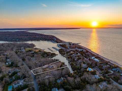 206 WATERHOLE RD, East Hampton, NY 11937