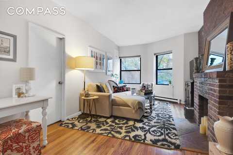 311 West 82nd Street, New York, NY 10024