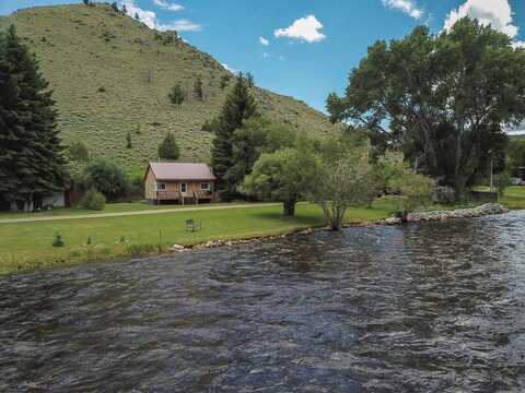 16 Deer Road, Jelm, WY 82063