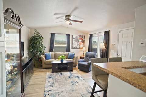 18204 Soledad Canyon Road, Canyon Country, CA 91387