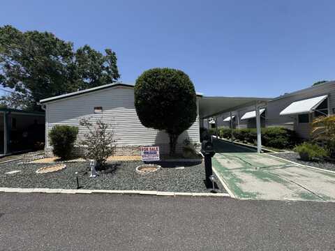 237 Sun Ct S, Tampa, FL 33613
