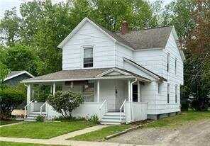 11 Gilbert St, Oneonta, NY 13820