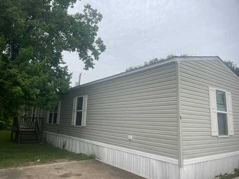 1413 Rosharon Rd., Alvin, TX 77511