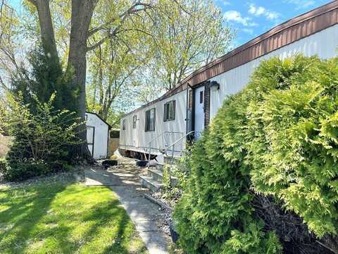 588 Colleen Drive, Lynwood, IL 60411
