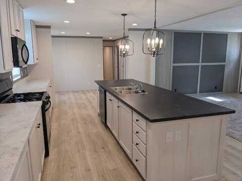 3617 N. Grand Ave E., Springfield, IL 62702
