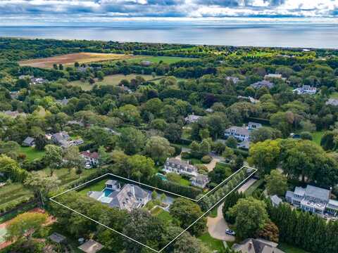 67 Hither Lane, East Hampton, NY 11937
