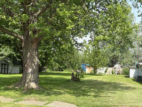 1011 Crittenden St., Carlinville, IL 62626