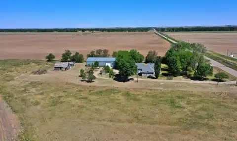 74651 T ROAD, Elm Creek, NE 68836