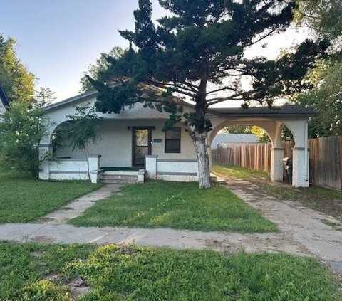 1565 High St, Waynoka, OK 73860