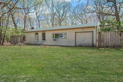 80 Runnymede Drive, East Hampton, NY 11937