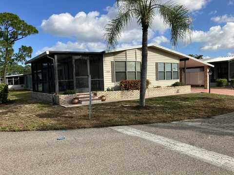 1585 GULFCOAST DR, Naples, FL 34110