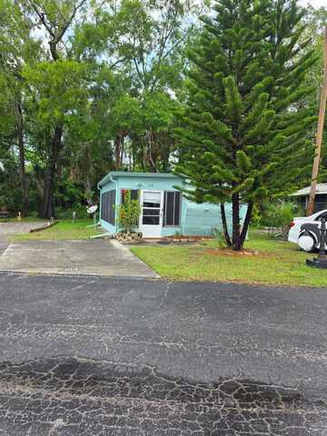 138 Travel Park Dr, Spring Hill, FL 34607