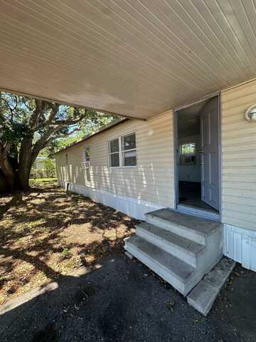 9901 E Fowler Ave, Thonotosassa, FL 33592