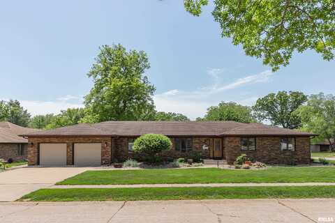 4902 35TH Avenue, Moline, IL 61265