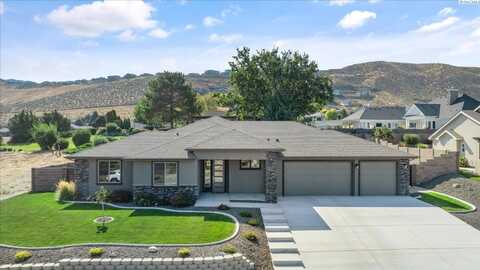 325 Soaring Hawk, Richland, WA 99352