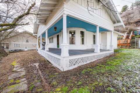 408 N Deanway St, Colfax, WA 99111