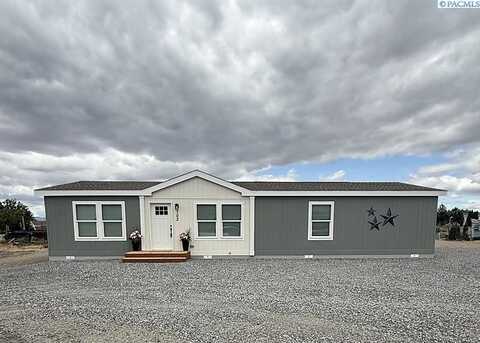 702 SW Bryce Pl, Mattawa, WA 99349